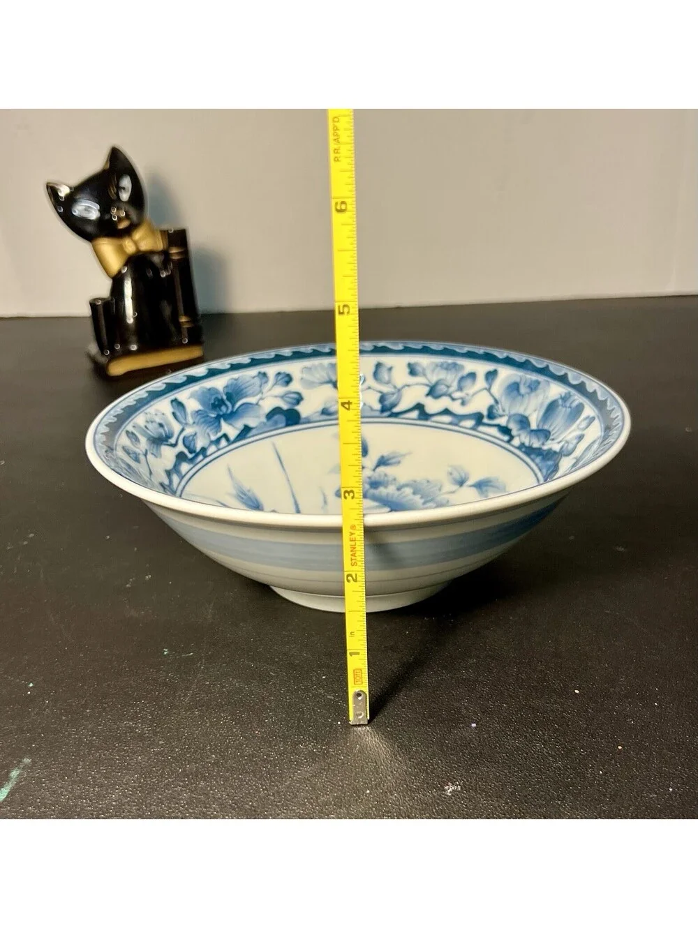 Takamine Kiln Japan 1970s Set Of 2 Serving Bowls Porcelain Blue White, 8x2.75”